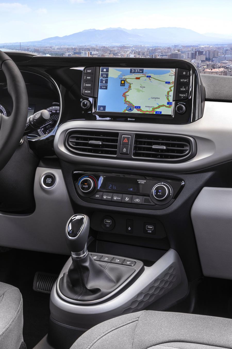 Детали интерьера Hyundai i10 2019 года  (WW) (фото 3 из 44)